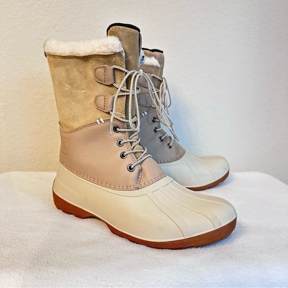 Kamik Winter Waterproof Boots - Picture 2 of 6